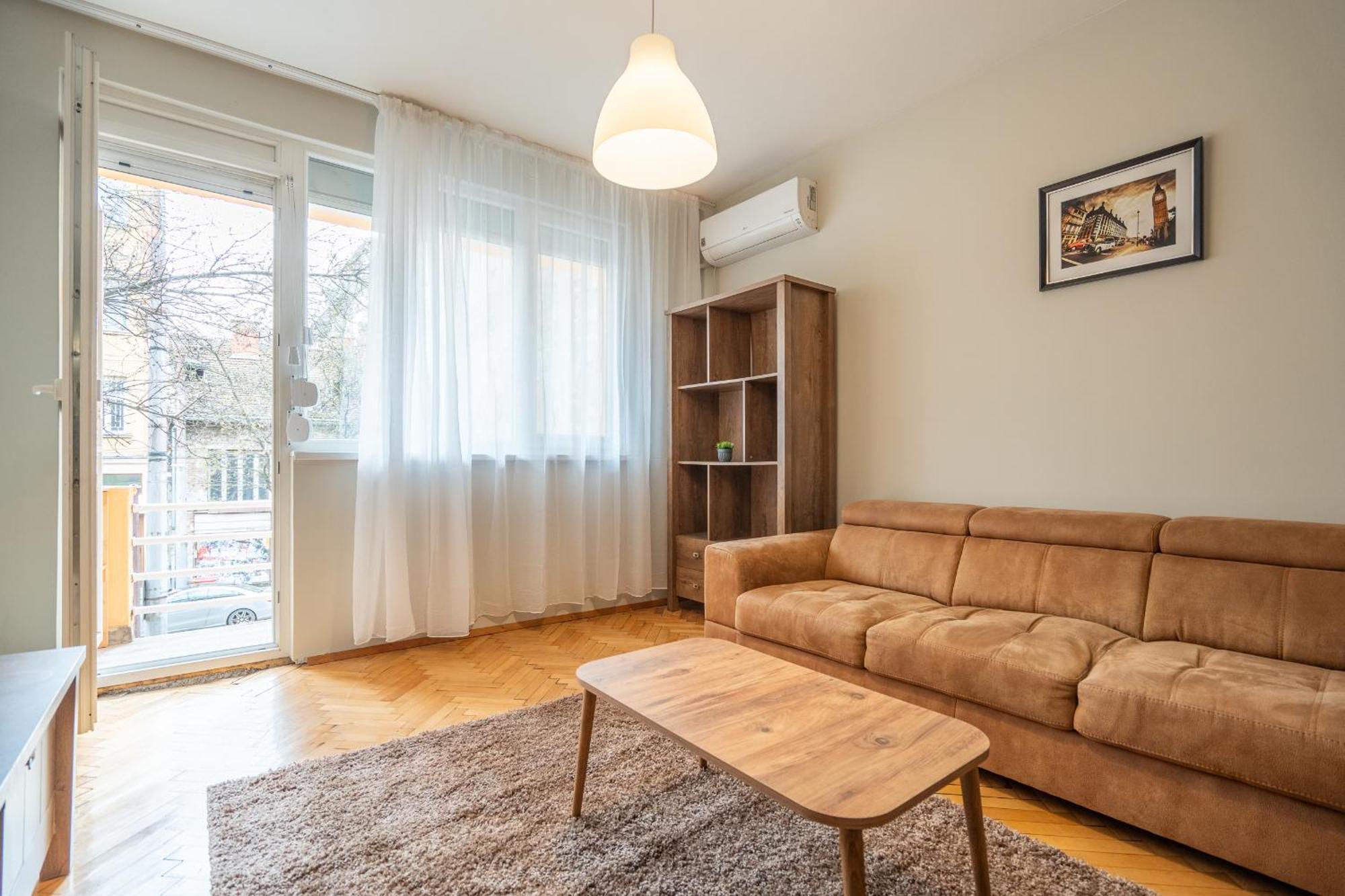 Pirotska 2-Bedroom 100M2 Apartment In Sofia Center Dış mekan fotoğraf