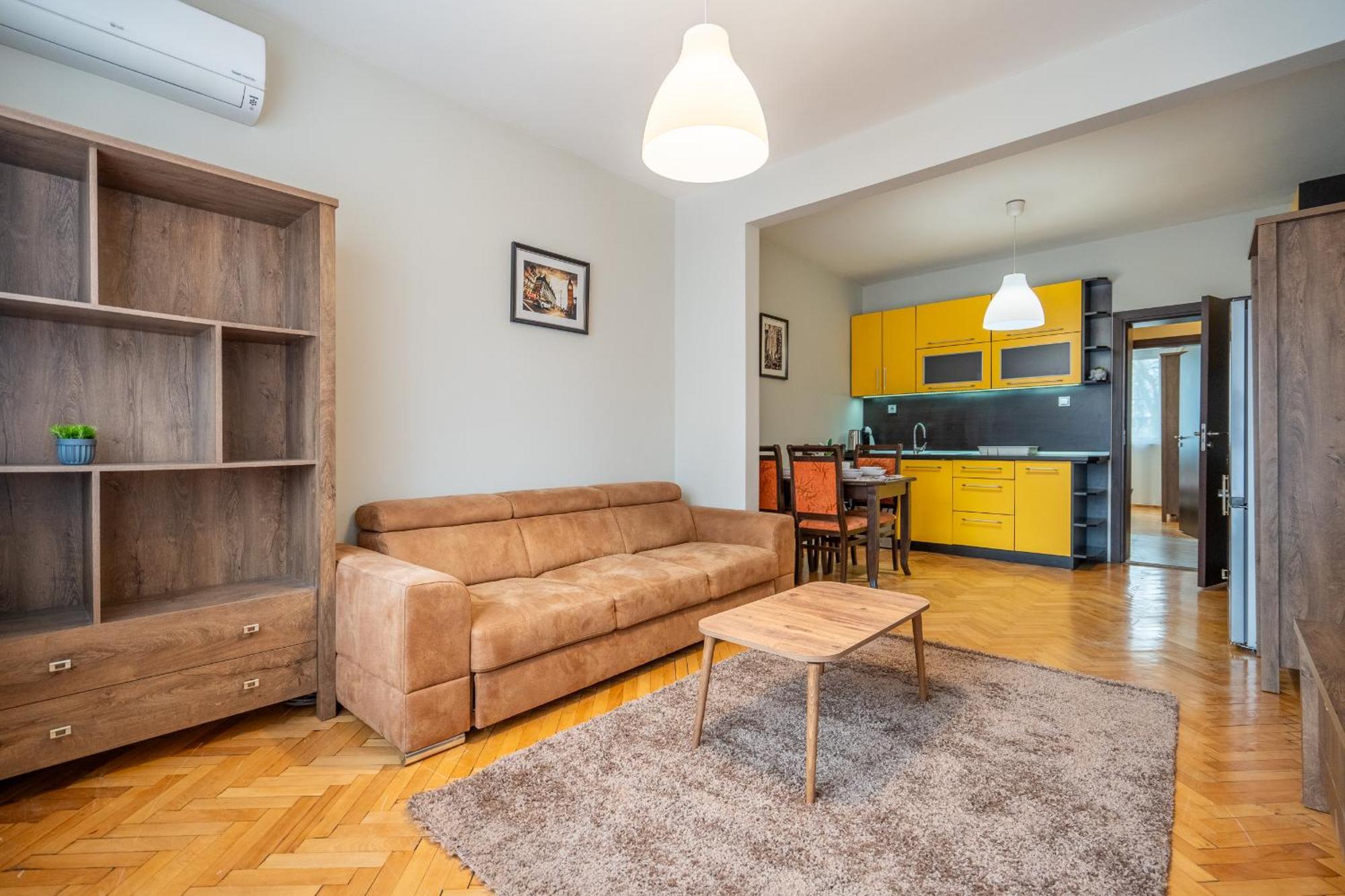 Pirotska 2-Bedroom 100M2 Apartment In Sofia Center Dış mekan fotoğraf